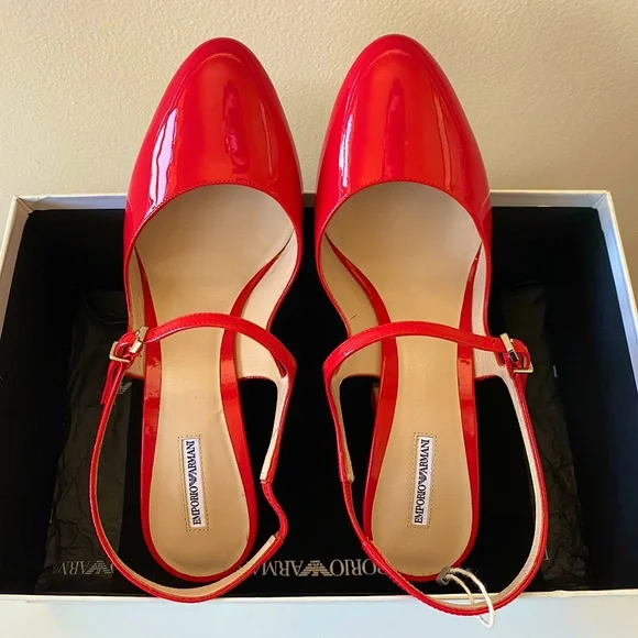 Emporio Armani 39 Bright Red Sexy Classic Rate Patent Leather Slingback Pumps!